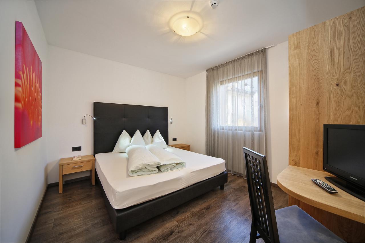 Appartement-Hotel Beatenhof Tirolo Eksteriør billede